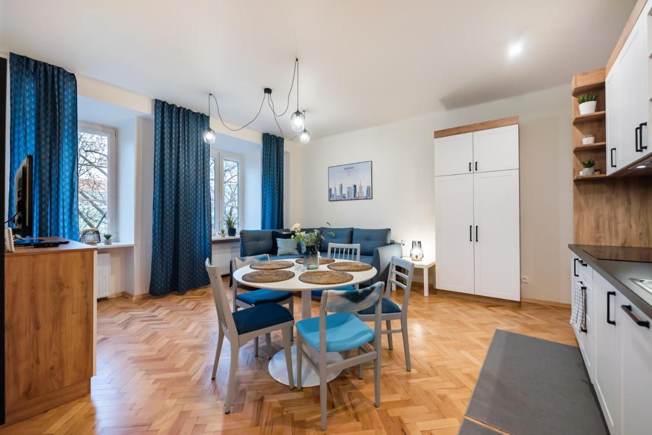 Old Town Eclectic Apartment For 6 People Warsaw Luaran gambar