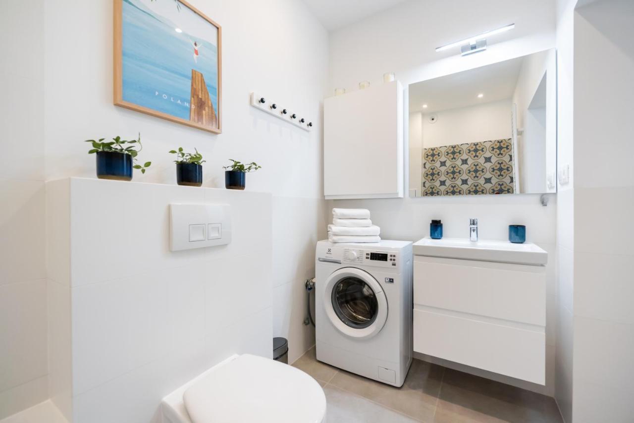 Old Town Eclectic Apartment For 6 People Warsaw Luaran gambar